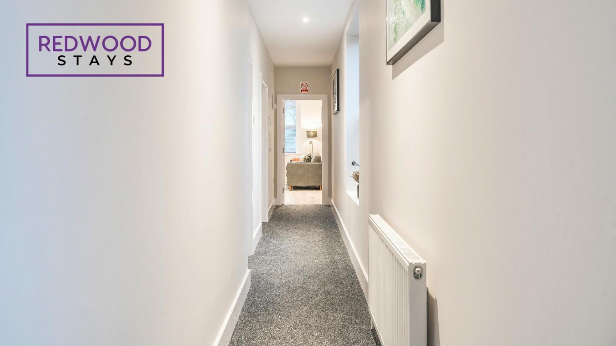 Newly Refurbished Everest Lodge Serviced Apartments For Contractors & Families, Free Wifi & Netflix By Redwood Stays Farnborough (Hampshire) Exterior foto